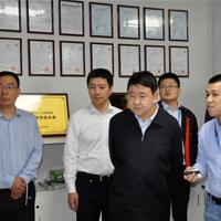 福建省人大常委會黨組副書記、副主任梁建勇一行調(diào)研捌斗新材